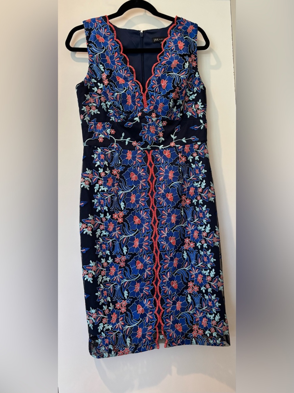 Jax Black Label Camille LaVie scalloped lace dress size 10 new without tags!